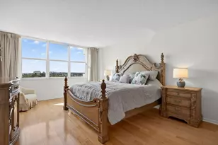 1147 Hillsboro Mile, Hillsboro Beach, FL 33062 - Photo 18