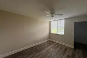 7824 Sonoma Springs Cir, Lake Worth, FL 33463 - Photo 14