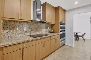 7000 Plantation Rd, Plantation, FL 33317 - Photo 6