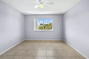 7856 Sonoma Springs Cir, Lake Worth, FL 33463 - Photo 20