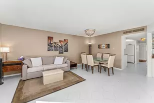 5420 N Ocean Dr, Singer Island, FL 33404 - Photo 8