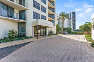 5420 N Ocean Dr, Singer Island, FL 33404 - Photo 34