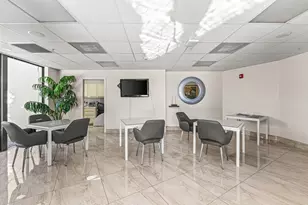 5420 N Ocean Dr, Singer Island, FL 33404 - Photo 44