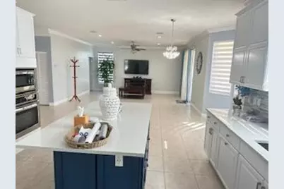 550 Cypress Crossing, Wellington, FL 33414 - Photo 8