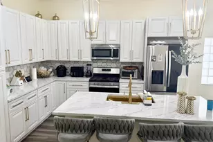 159 Berenger Walk, Royal Palm Beach, FL 33414 - Photo 4