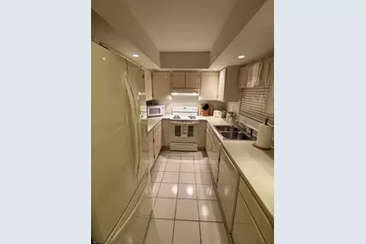 147 Deer Creek Boulevard #402, Deerfield Beach, FL 33442 - Photo 4