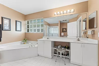 11827 SW 7th Street, Pembroke Pines, FL 33025 - Photo 28