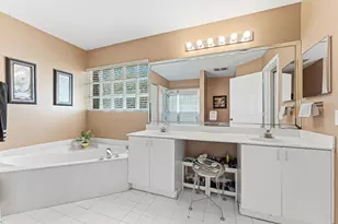 11827 SW 7th St, Pembroke Pines, FL 33025 - Photo 28