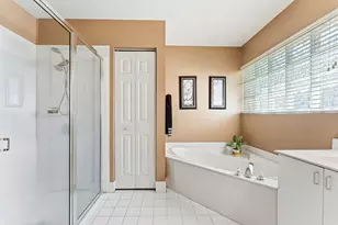 11827 SW 7th St, Pembroke Pines, FL 33025 - Photo 30