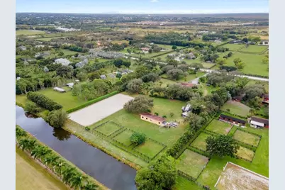 16693 Deer Path Lane, Wellington, FL 33470 - Photo 4