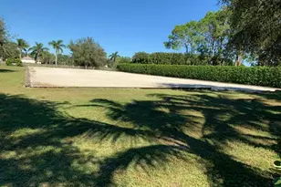 16693 Deer Path Ln, Wellington, FL 33470 - Photo 8