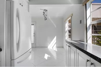 567 Normandy L Lane #567, Delray Beach, FL 33484 - Photo 10