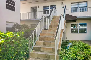 567 Normandy L Ln, Delray Beach, FL 33484 - Photo 2