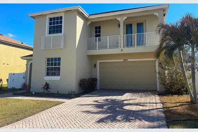 9895 E Verona Circle, Vero Beach, FL 32966 - Photo 2