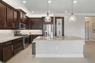 11104 SW Carriage Hill Ln, Port Saint Lucie, FL 34987 - Photo 10