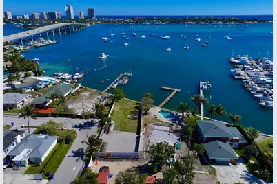 265 E 23rd Street, Riviera Beach, FL 33404 - Photo 10