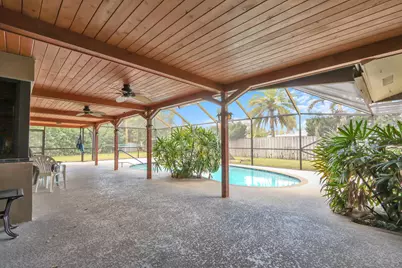 563 NW 13th Drive, Boca Raton, FL 33486 - Photo 6
