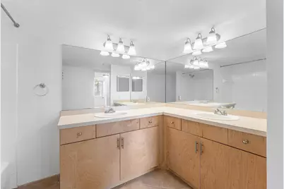 900 Scotia Drive #102, Hypoluxo, FL 33462 - Photo 8