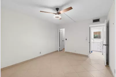 293 Normandy G, Delray Beach, FL 33484 - Photo 22