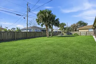 1482 SW Dow Ln, Port Saint Lucie, FL 34953 - Photo 32