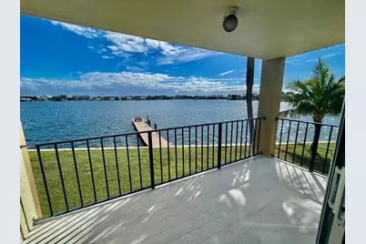 300 Croton Avenue #202, Lantana, FL 33462 - Photo 6