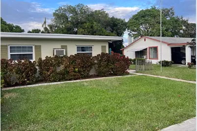 182 W 34th Street #1, Riviera Beach, FL 33404 - Photo 2