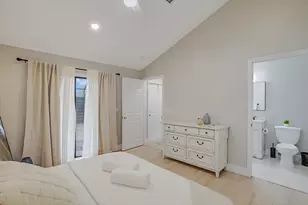 1251 NW Periwinkle Pl, Wellington, FL 33414 - Photo 14