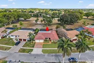 10185 Harbourtown Ct, Boca Raton, FL 33498 - Photo 46