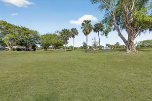 10185 Harbourtown Ct, Boca Raton, FL 33498 - Photo 42