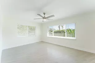 323 NW Spanish River Blvd, Boca Raton, FL 33431 - Photo 22