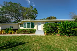 323 NW Spanish River Blvd, Boca Raton, FL 33431 - Photo 2