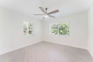 323 NW Spanish River Blvd, Boca Raton, FL 33431 - Photo 18