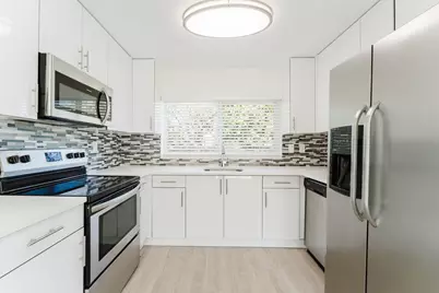 323 NW Spanish River Boulevard, Boca Raton, FL 33431 - Photo 14