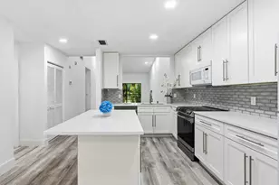 10188 Mangrove Dr, Boynton Beach, FL 33437 - Photo 4