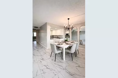 3085 Cornwall E, Boca Raton, FL 33434 - Photo 4