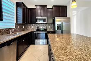 9870 SW Trumpet Tree Cir, Port Saint Lucie, FL 34987 - Photo 14