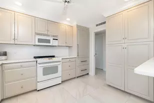 400 Seasage Dr, Delray Beach, FL 33483 - Photo 10