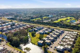 669 Saxony N, Delray Beach, FL 33446 - Photo 6