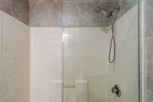 5045 Fairways Cir, Vero Beach, FL 32967 - Photo 22