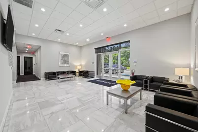 10055 Yamato Road, Boca Raton, FL 33498 - Photo 12