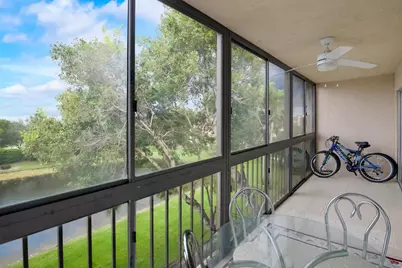 7321 Amberly Lane #405, Delray Beach, FL 33446 - Photo 12