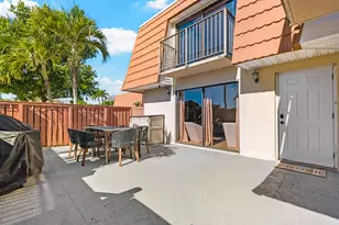 2889 SW 11th Pl, Deerfield Beach, FL 33442 - Photo 4