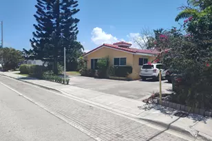 2210 NE 36th St, Lighthouse Point, FL 33064 - Photo 1