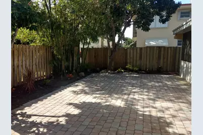 2210 NE 36th Street #A&B, Pompano Beach, FL 33064 - Photo 22
