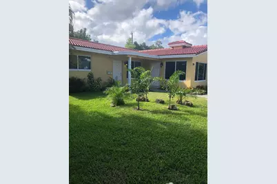 2210 NE 36th Street #A&b, Lighthouse Point, FL 33064 - Photo 2