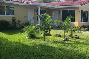 2210 NE 36th St, Pompano Beach, FL 33064 - Photo 2
