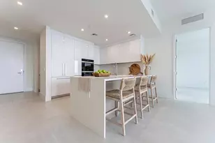 220 Lake Shore Dr, Lake Park, FL 33403 - Photo 10