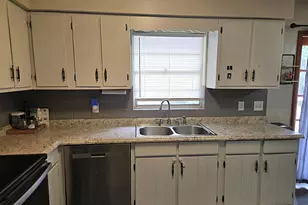 211 NE 3rd Terrace, Williston, FL 32696 - Photo 8