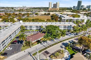 501 Blue Heron Dr, Hallandale Beach, FL 33009 - Photo 28