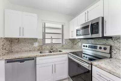 501 Blue Heron Drive #221-A, Hallandale Beach, FL 33009 - Photo 10